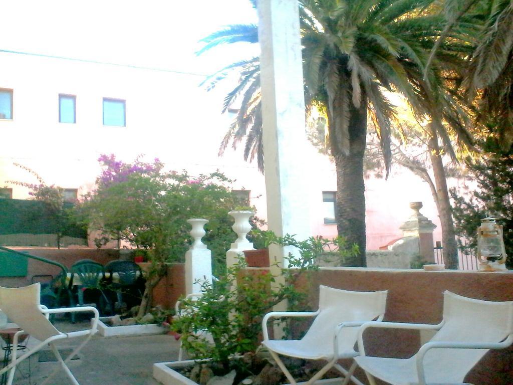 Residenza Via Roma 3 Villa La Maddalena  Bilik gambar